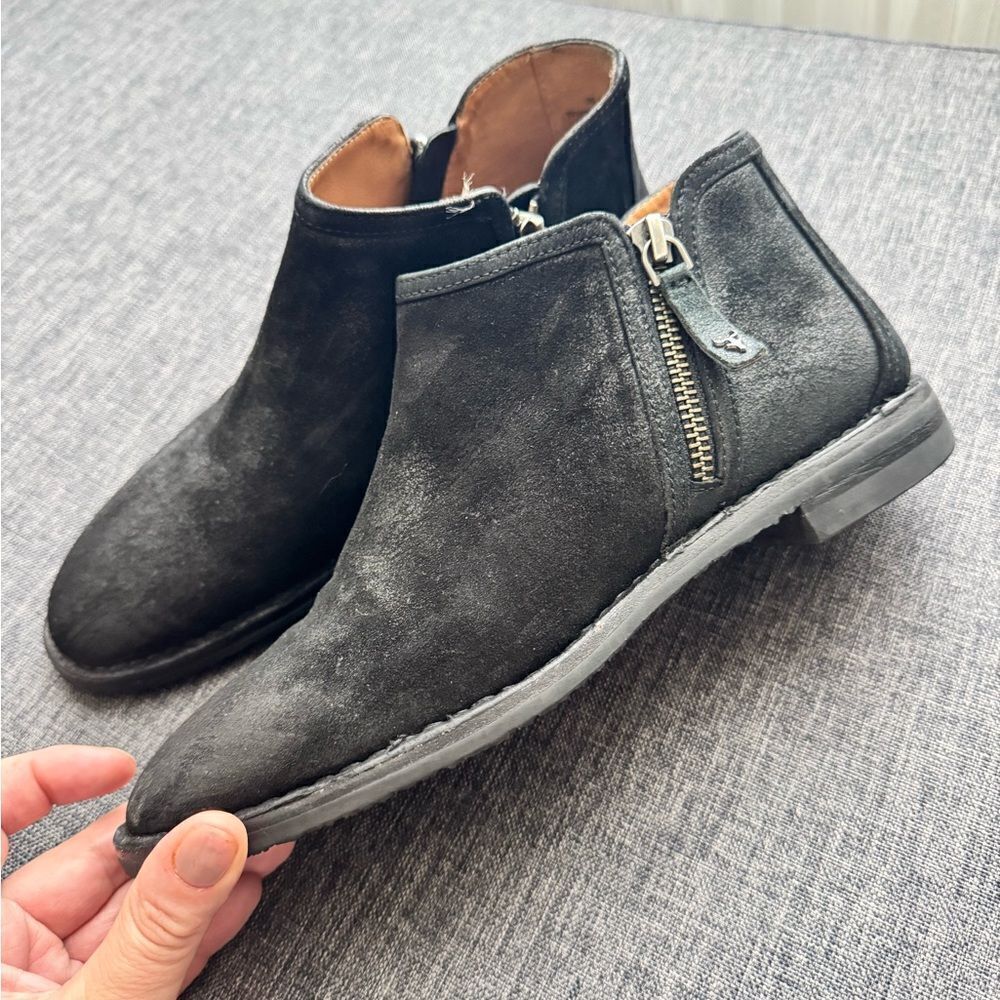 TRASK
Women's Aubrey Bootie Size 7 - Picture 3 of 14